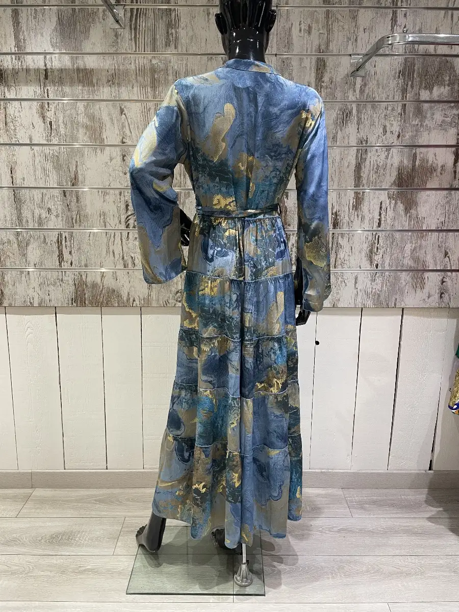 Robe Longue Fluide à Motifs Abstraits et Manches Évasées