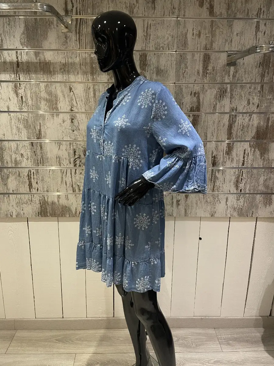 Robe Courte en Jean Délavé à Volants et Manches Évasées