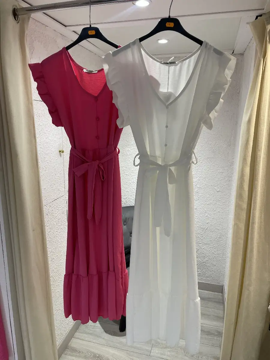 Robe Longue Fluide à Volants et Ceinture